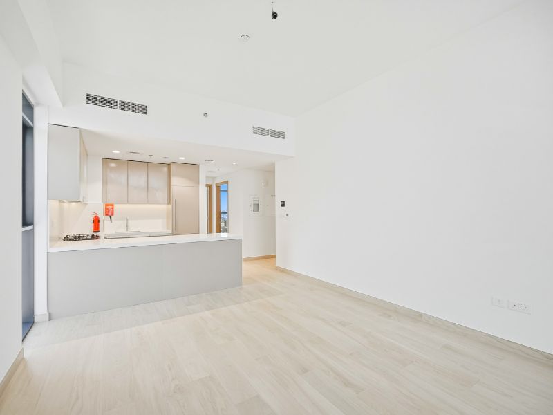 Ready to Move | Large Layout | Prime Location 3