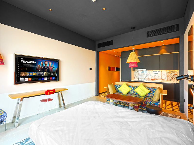 Prime Location | Furnished | Ready to Move 3