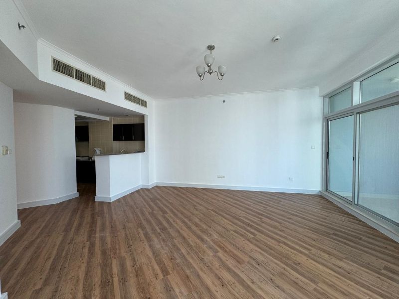 Spacious 2BR | Renovated | High Floor 3