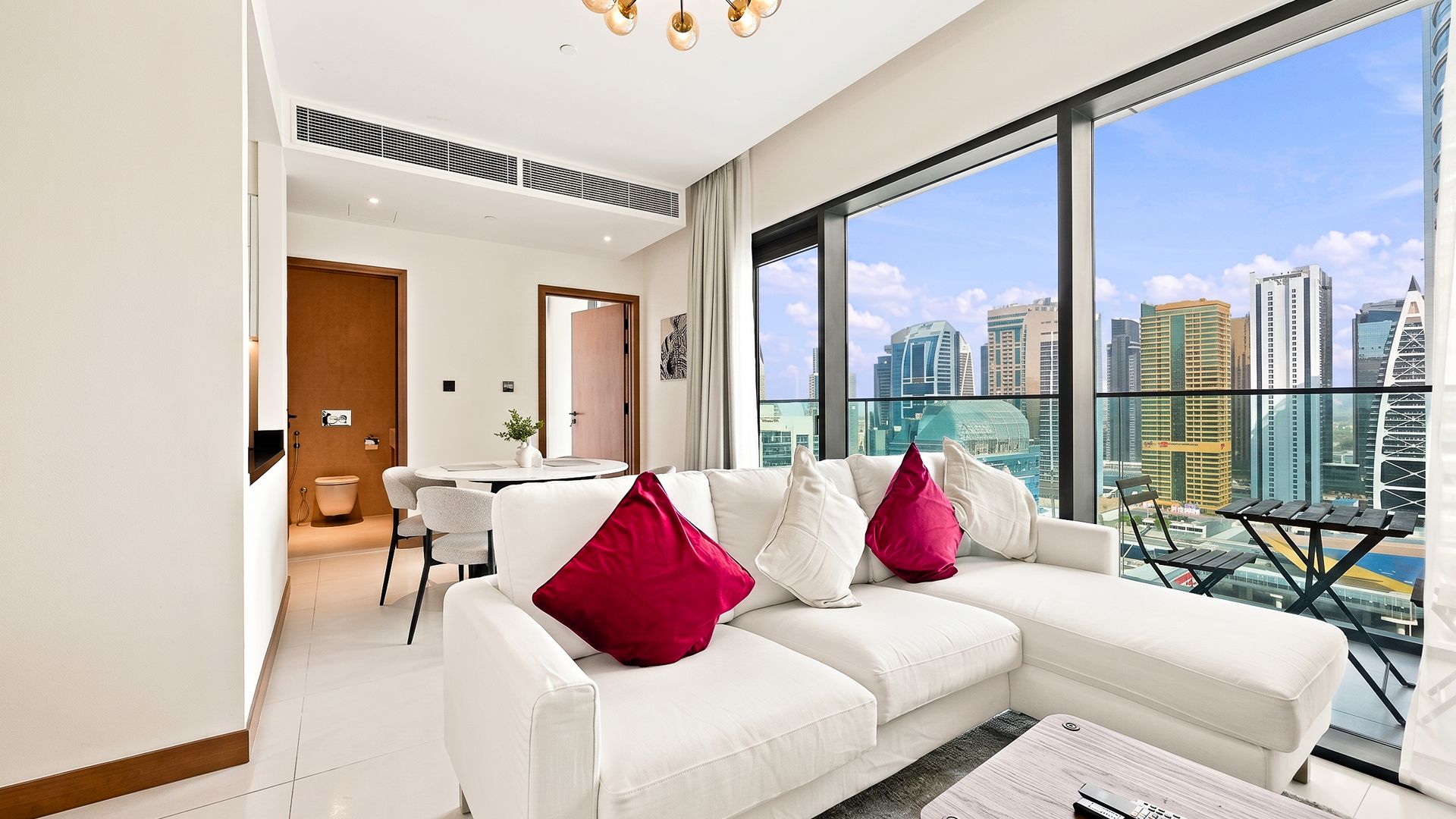 Fully Furnished | High Floor | Ready to Move 3