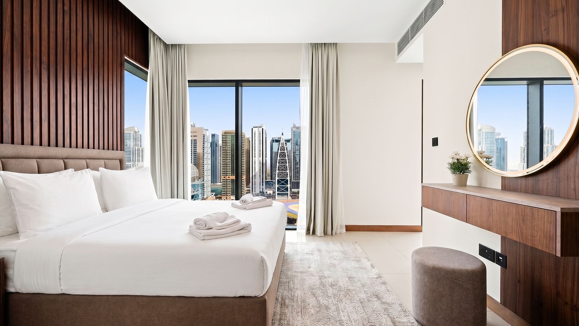Fully Furnished | High Floor | Ready to Move