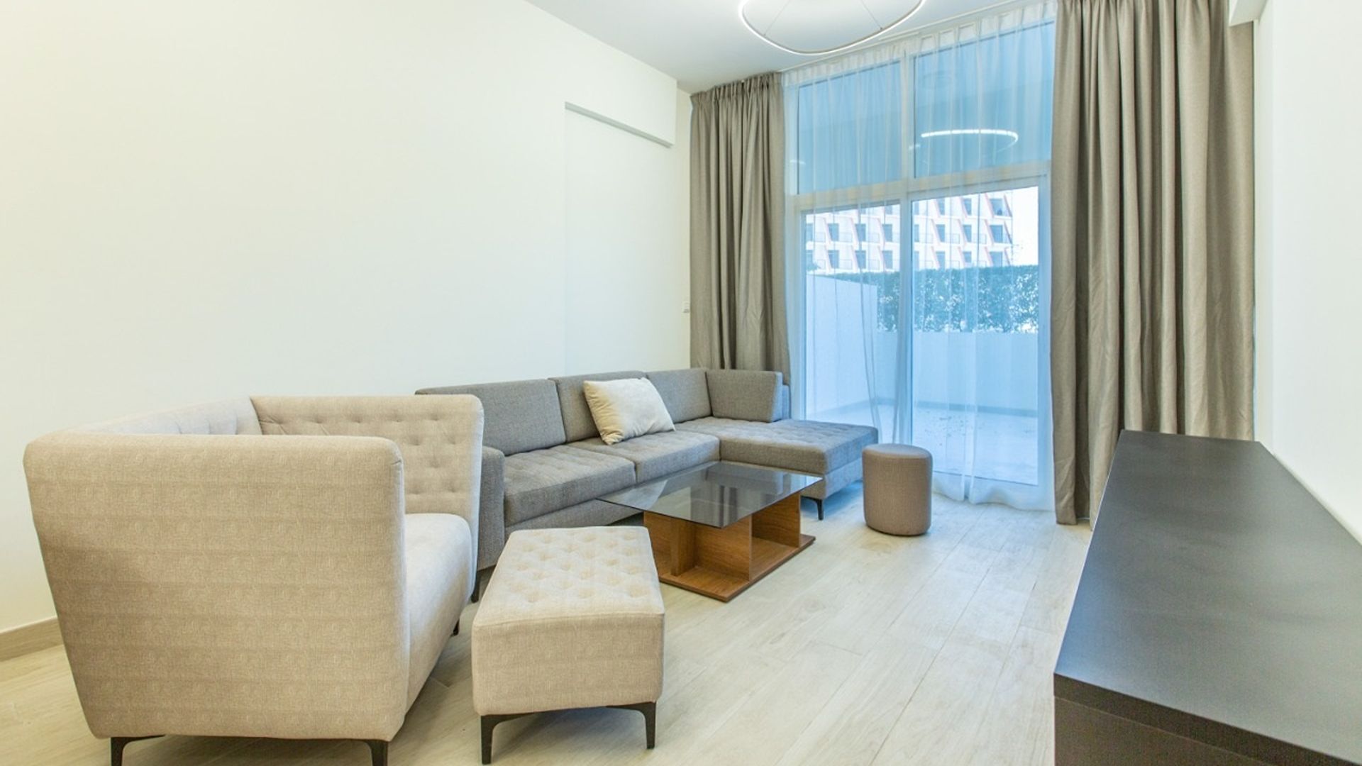Furnished 1 BR with Garden and Terrace 2
