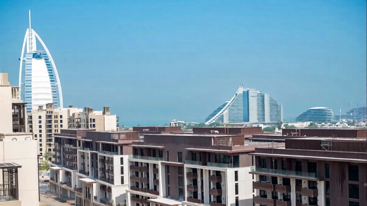 Burj Al Arab & Marsa Al Arab view | Fitted kitchen