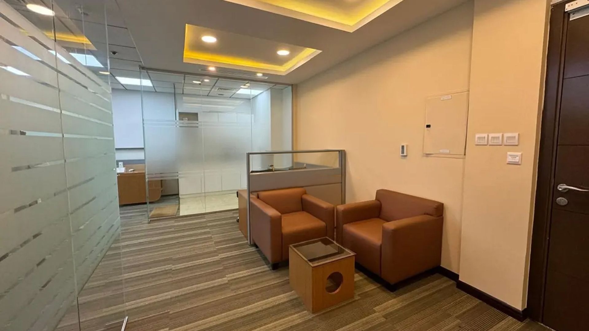 Furnished Office | Vacant | Business District