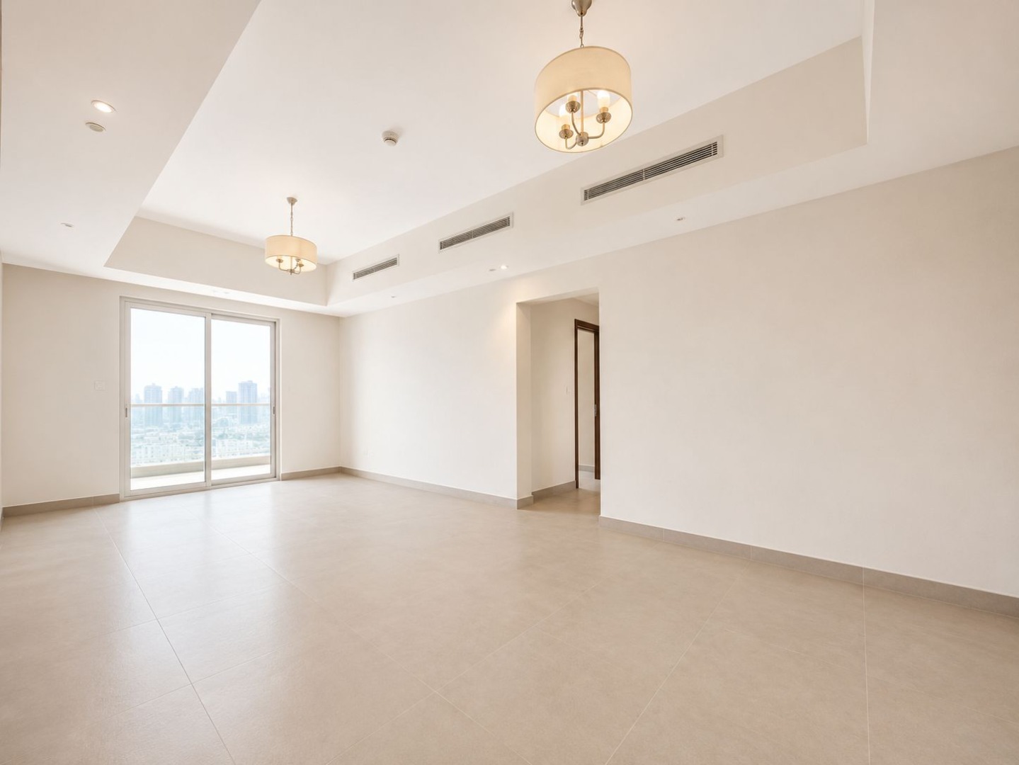 Top Floor | Prime Location | Maids Room | VOT 2