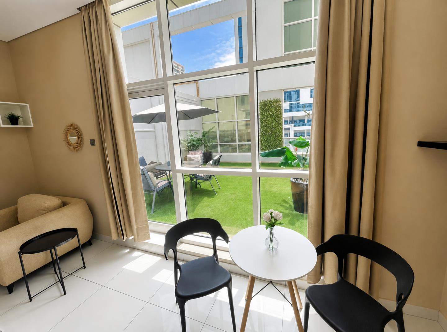 Vacant | Studio Apartment | Park Central 2