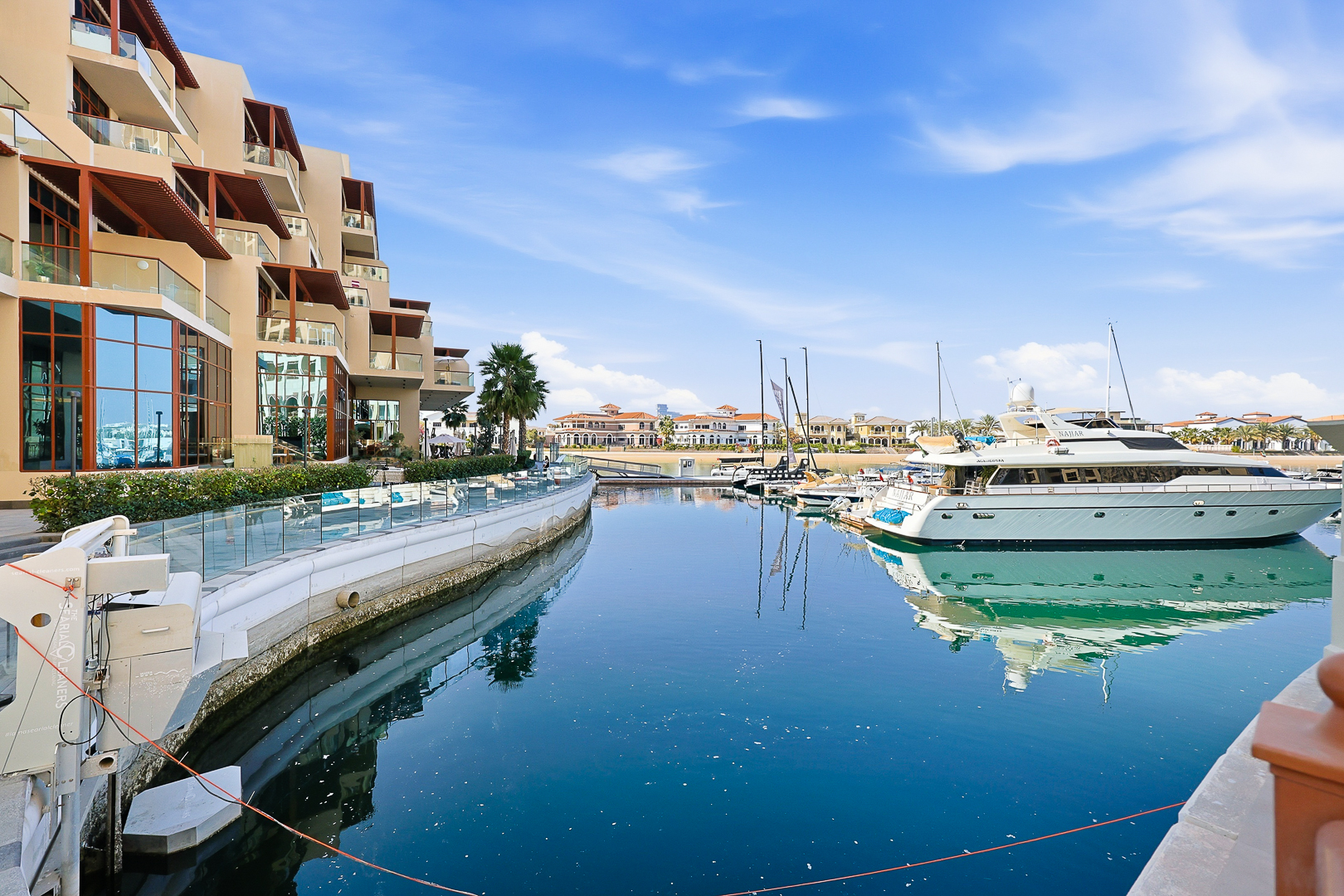 Massive Terrace and Luxury Palm Jumeirah Living