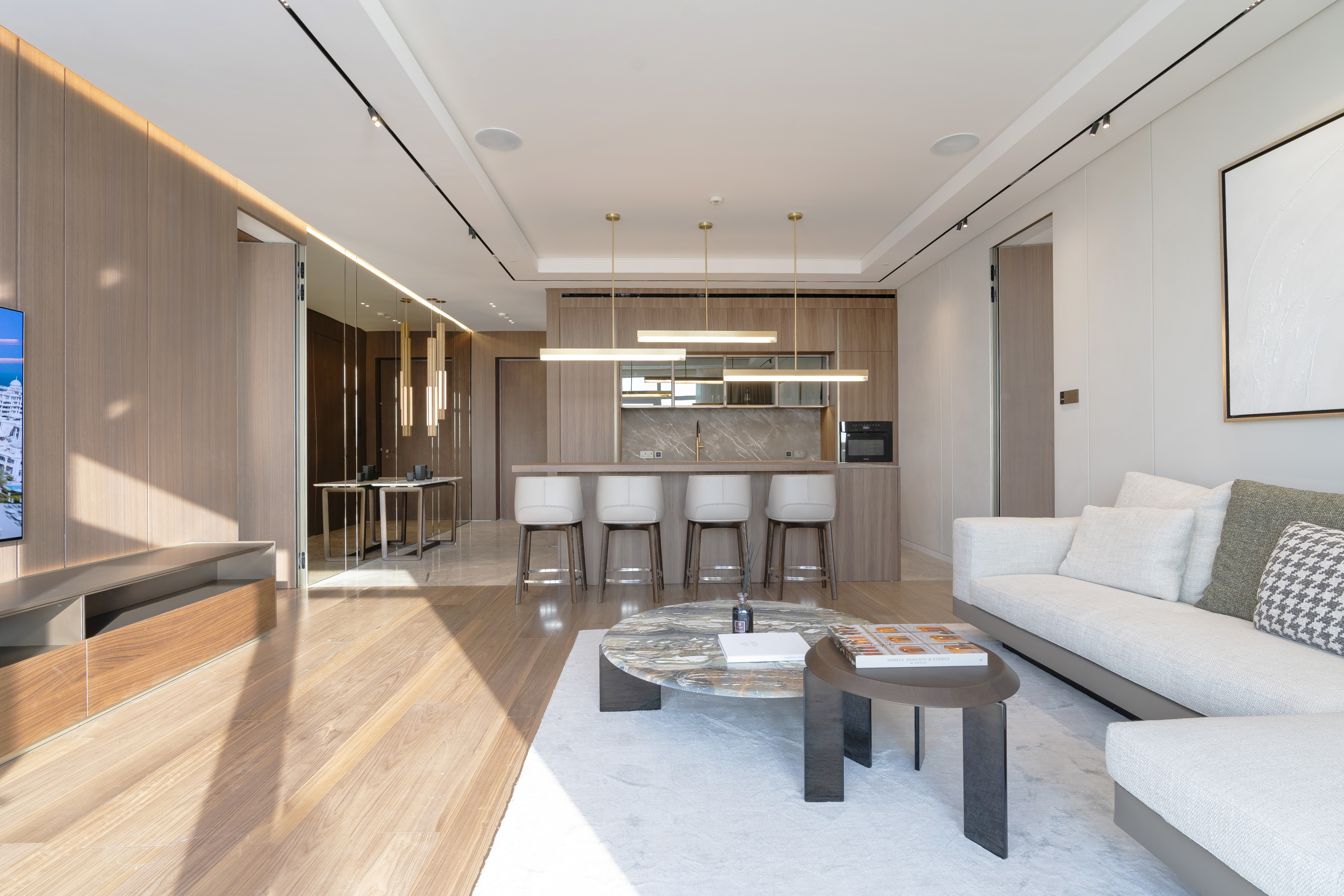 Fully Furnished | 5* Beachfront Resort | Multiple Units 3