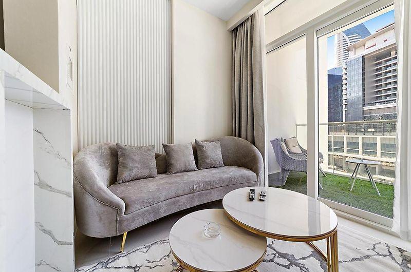 Fully Furnished | Pool View | High-end Unit 3