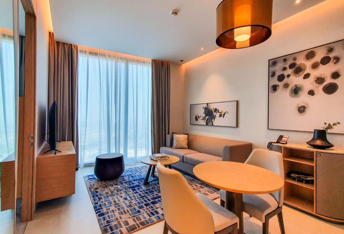 Exclusive | Marina View with Partial Sea View 2
